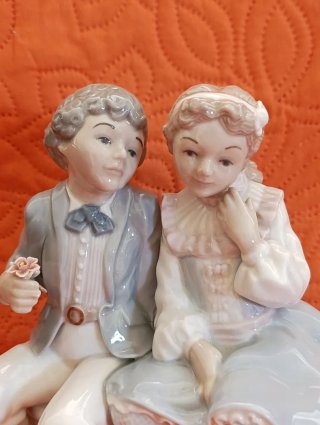 Figura porcelana Casades antigua