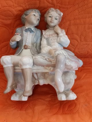 Figura porcelana Casades antigua