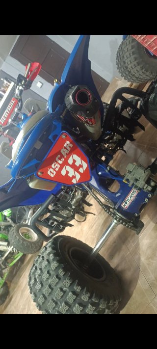 Quad Yamaha YFZ 450 Azul/Rojo