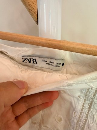 Zara Falda Blanca Bordada Talla S