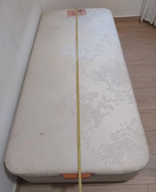 Canape de tela beige