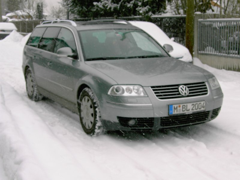 Volkswagen Passat 2004 - foto 1