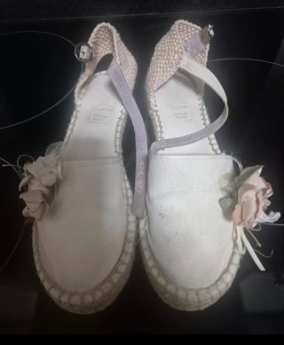 Sandalias Niña Blancas y Rosas