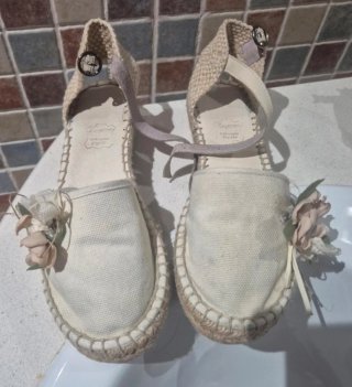 Sandalias Niña Blancas y Rosas