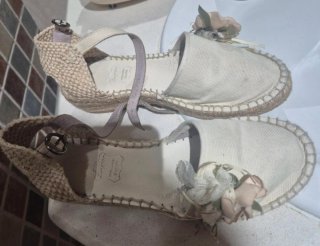 Sandalias Niña Blancas y Rosas