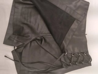 Falda pantalón negra con cordones
