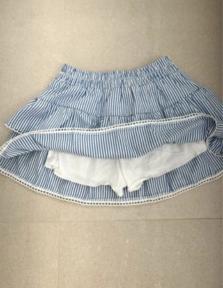 Falda pantalón rayas azul y blanca