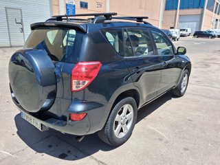 Toyota RAV4 2.0 VVTI SOL 4x4
