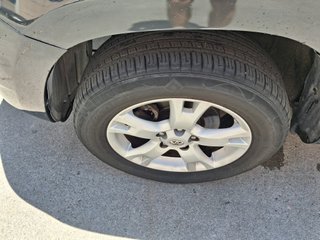 Toyota RAV4 2.0 VVTI SOL 4x4