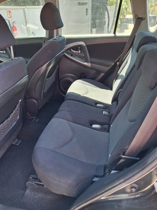 Toyota RAV4 2.0 VVTI SOL 4x4