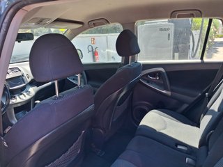 Toyota RAV4 2.0 VVTI SOL 4x4