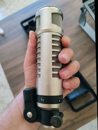Electro-Voice RE27 N/D Micrófono Dinámico