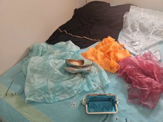 Lote pañuelos, fulares, zapatos y bolso