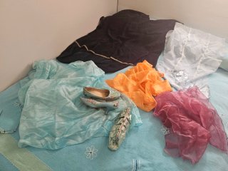 Lote pañuelos, fulares, zapatos y bolso