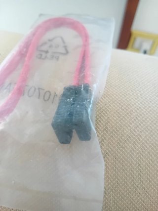 Cavo SATA rosa con connettori blu