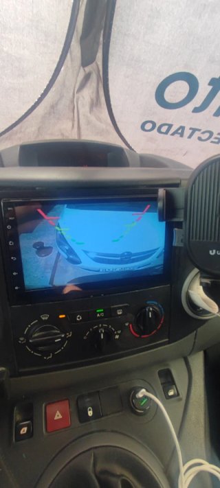 Peugeot Partner 2011