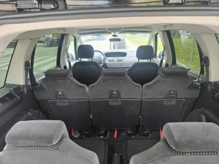 Citroen Grand C4 Picasso 2009