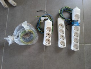 Regletas y cables eléctricos