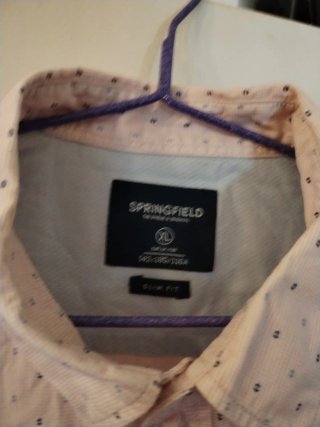 Camisa rosa estampada con coderas