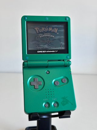 Game Boy Advance SP
