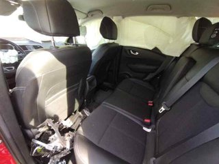 216660 faro 261558707rc renault kadjar 1.5 dci amt