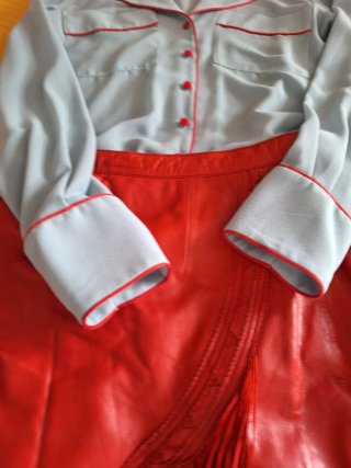 Camisa pijamera Bimani y falda flecos Maje