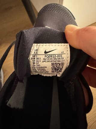 Zapatillas Nike Trail GORE-TEX. Nuevas sin uso.