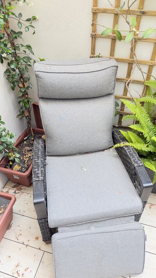 VARIOS MUEBLES REGALO SI TE LO LLEVAS TODO.