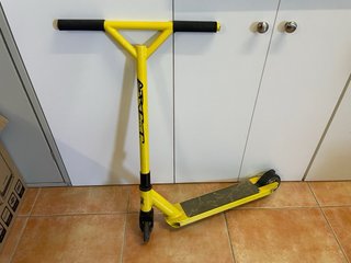 Patinete Grit Amarillo