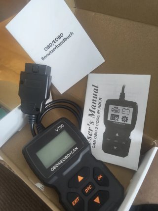 Escáner OBD2 V750 Diagnóstico Coche