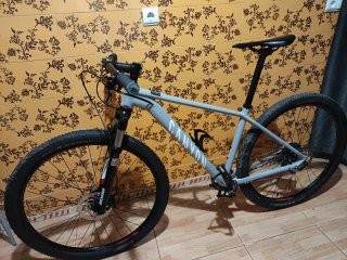 Bicicleta MTB Canyon 29