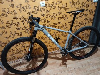 Bicicleta MTB Canyon 29