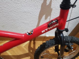 Bicicleta B TWIN 16 Roja