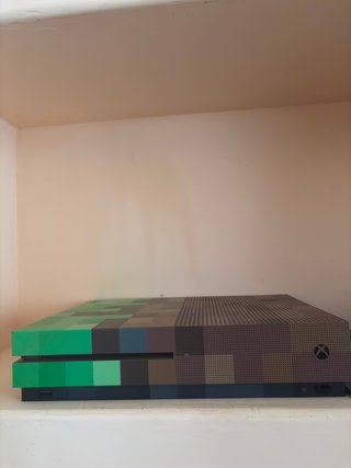Xbox One S Minecraft Edition con 2 controller