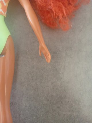 Muñeca Barbie Color Reveal 1987