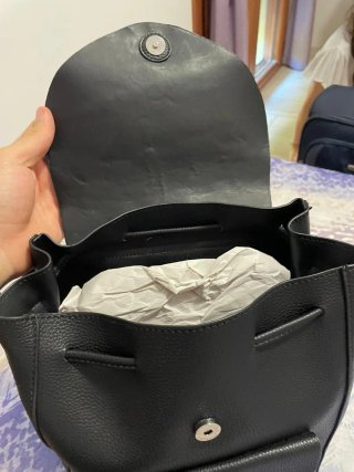 Zaino nero in similpelle