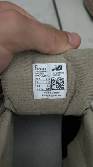 New Balance 9060 Beige/Marrone