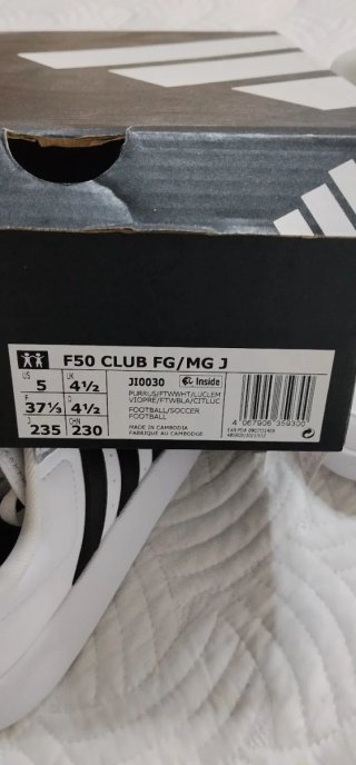 Zapatillas Adidas Blancas y Negras