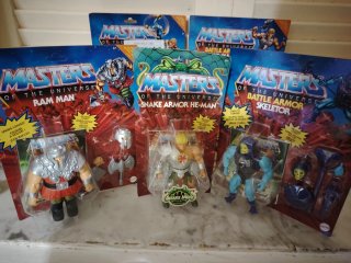 5 Masters of the Universe Action Figures