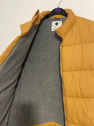 Chaleco acolchado mostaza T.15