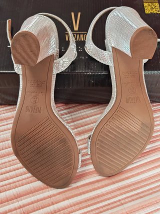 Sandalias Vizzano Plateadas Talla 38