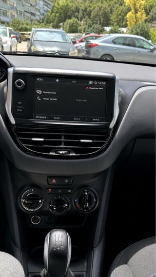 Peugeot 208 2018
