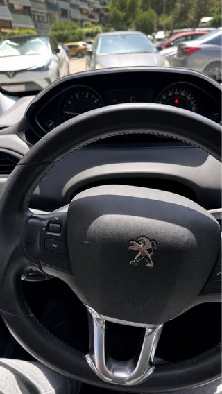 Peugeot 208 2018