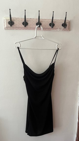 Vestido negro fiesta tirantes