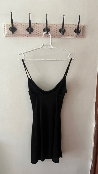 Vestido negro fiesta tirantes