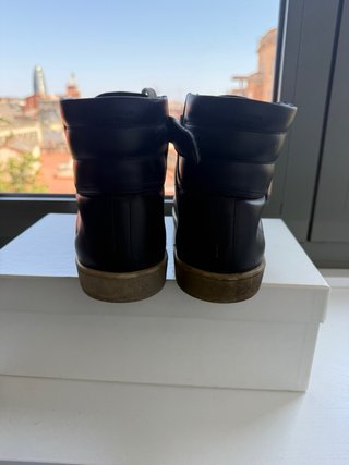 Saint Laurent T.42.5 Piel Negra