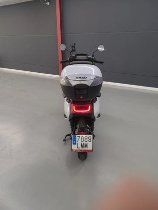 Moto Eléctrica vuelta a España, homologada 125