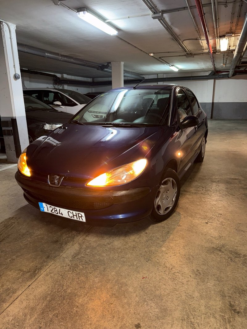 Peugeot 206 2003 - foto 1