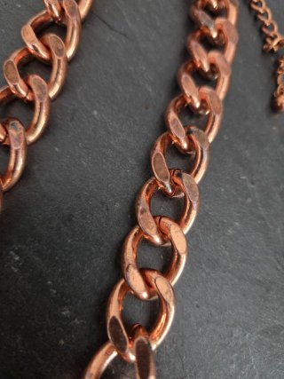 Collar eslabones gruesos tono oro rosa