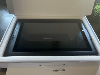 XP-Pen Artist 15.6 Caja Original